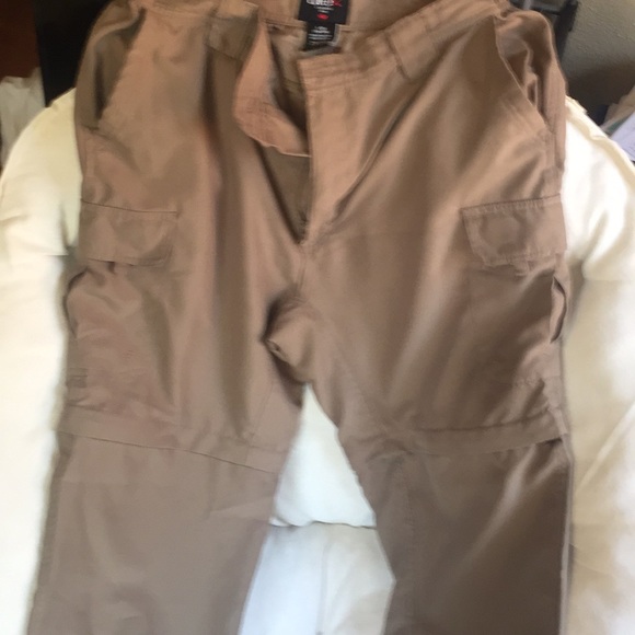 Pair of Utex cargo pants - Picture 4 of 7